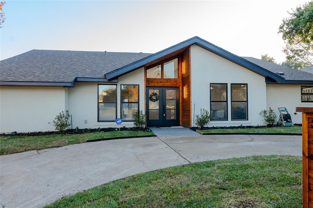 9648 Fallbrook Drive Dallas, TX 75243 - Photo 2 of 23