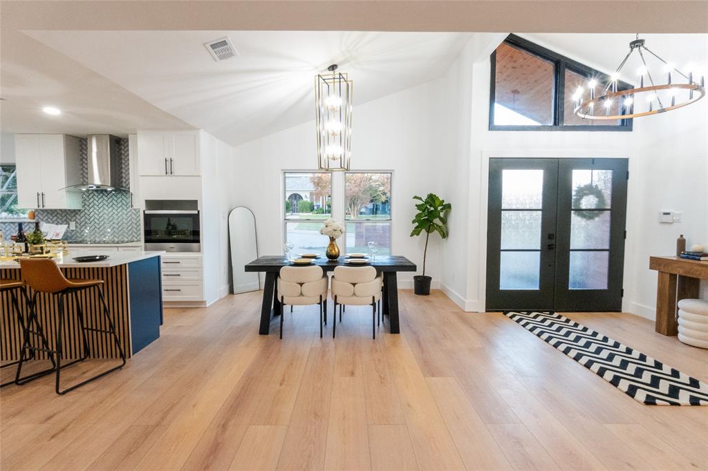 9648 Fallbrook Drive Dallas, TX 75243 - Photo 3 of 23