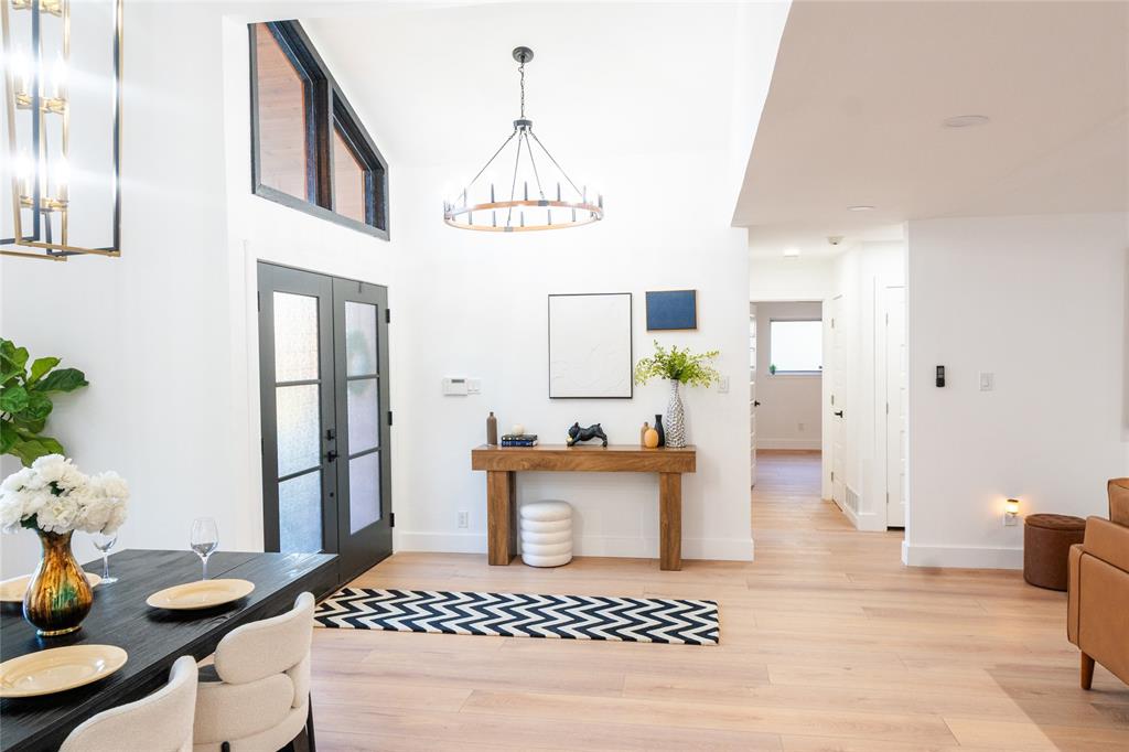 9648 Fallbrook Drive Dallas, TX 75243 - Photo 6 of 23