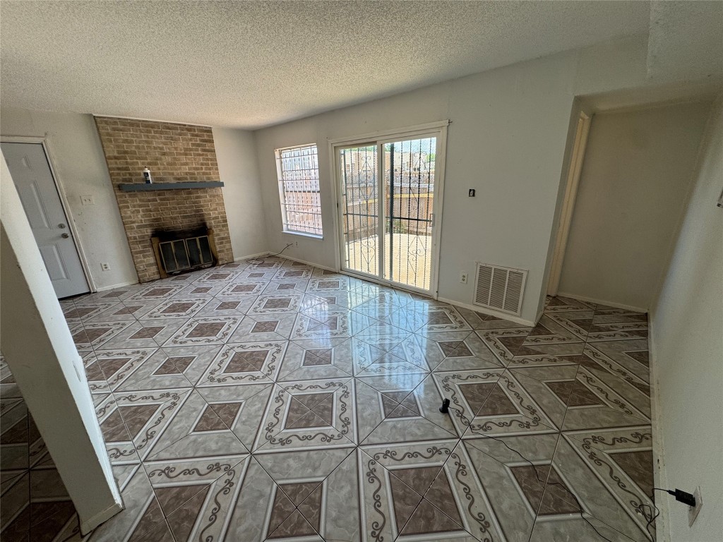 2904 Sweeney Lane Austin, TX 78723 - Photo 12 of 27 unit B