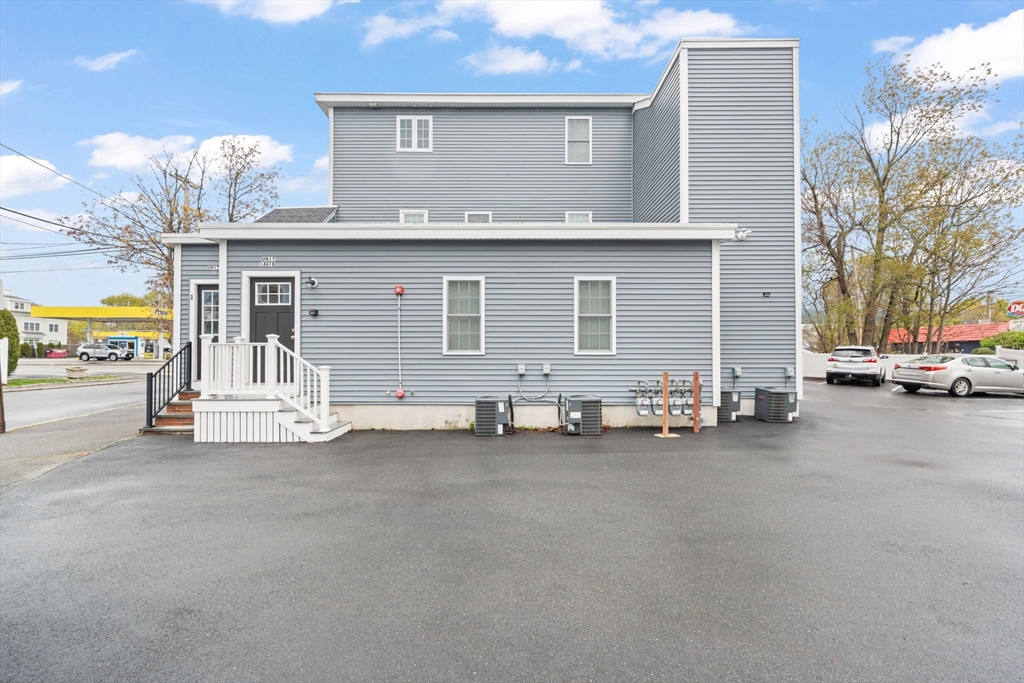492 Cabot Street, Unit 1A Beverly, MA 01915 - Photo 6 of 40