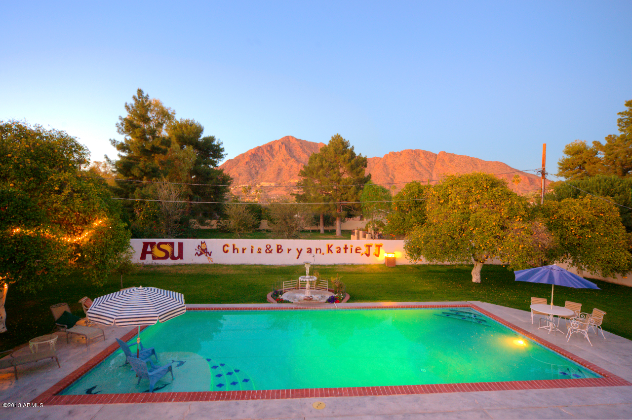5530 East Exeter Boulevard Phoenix, AZ 85018 - Photo 4 of 20 Pool-Mountain