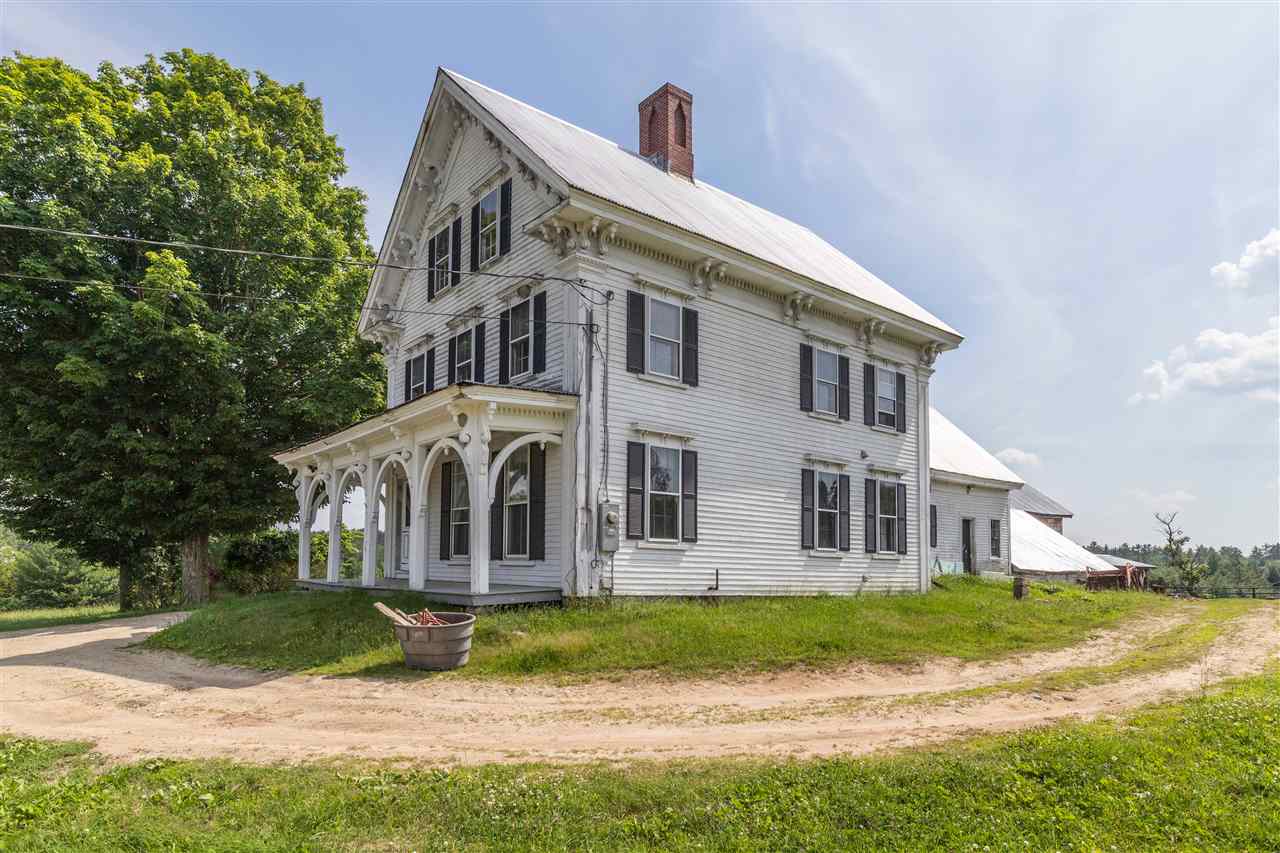 70 Middle Road Tuftonboro, NH 03894 - Photo 1 of 38