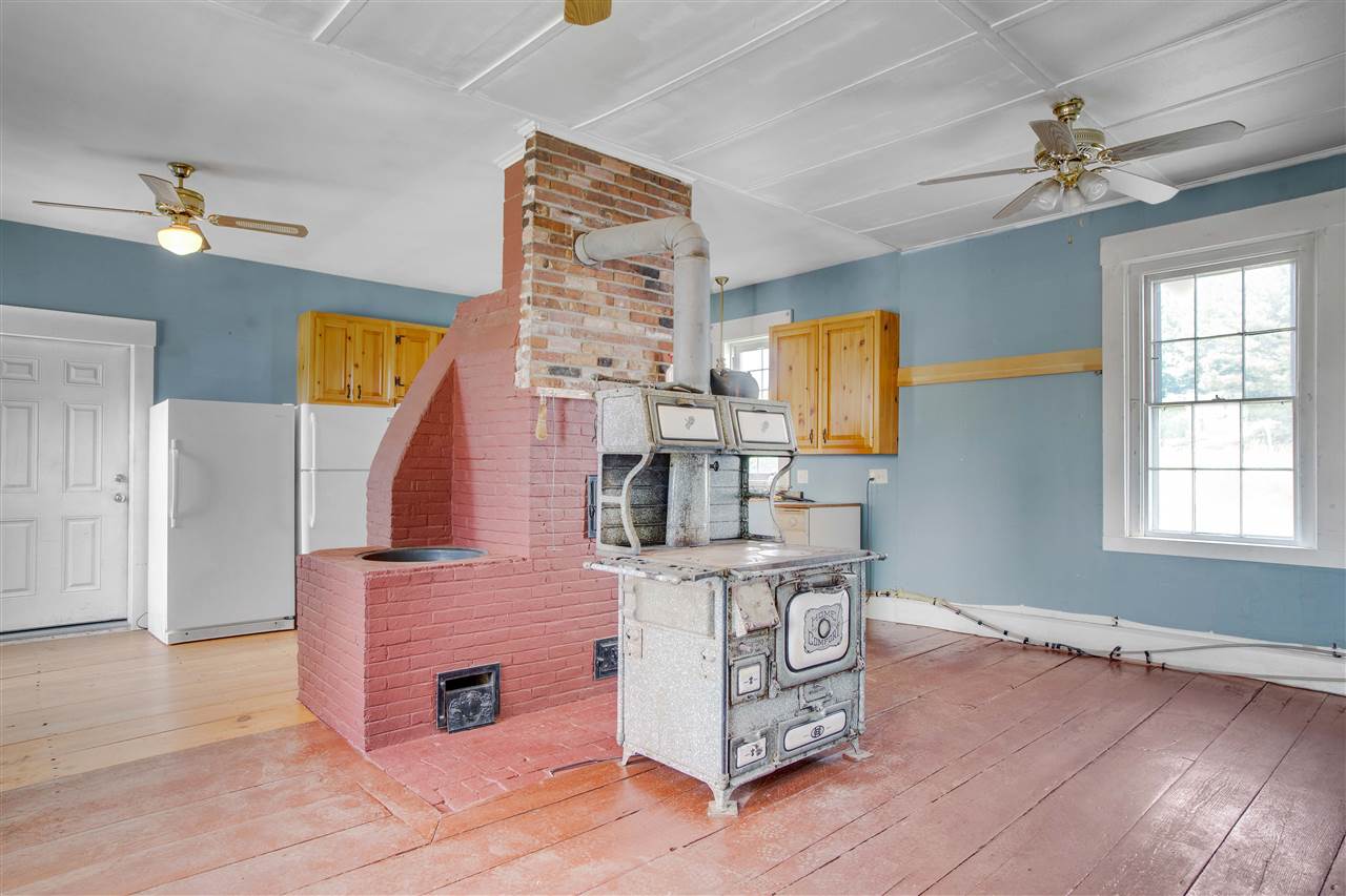 70 Middle Road Tuftonboro, NH 03894 - Photo 16 of 38