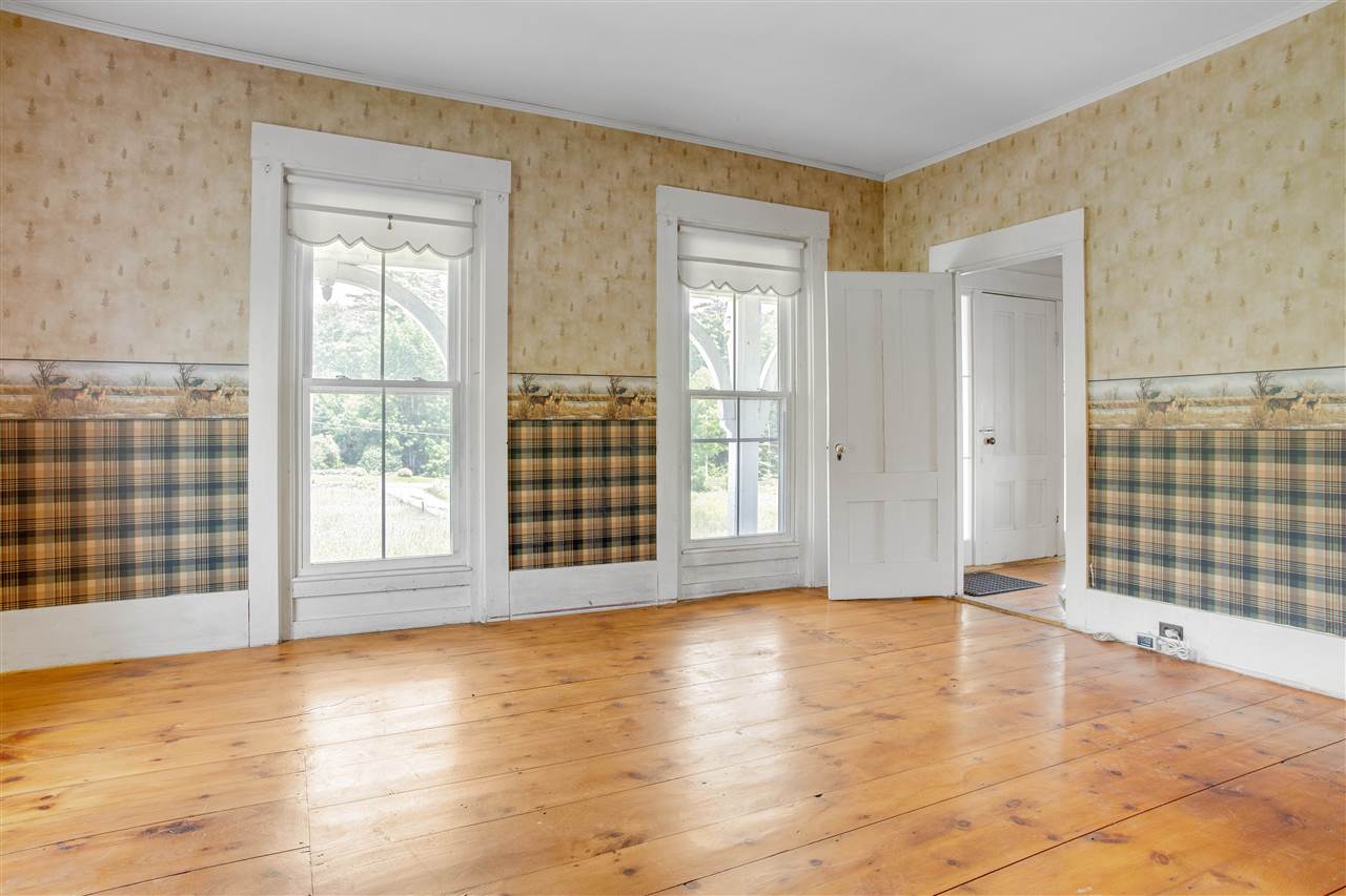 70 Middle Road Tuftonboro, NH 03894 - Photo 22 of 38