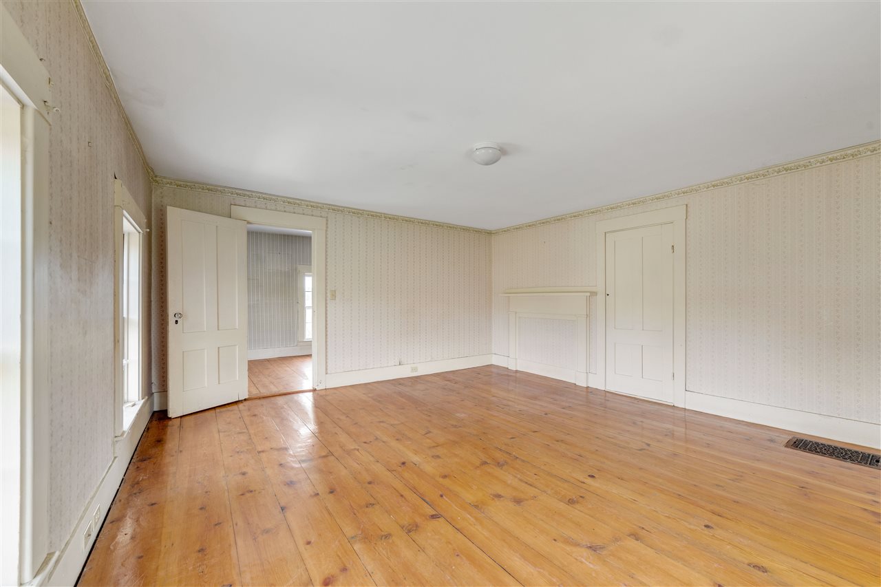 70 Middle Road Tuftonboro, NH 03894 - Photo 32 of 38