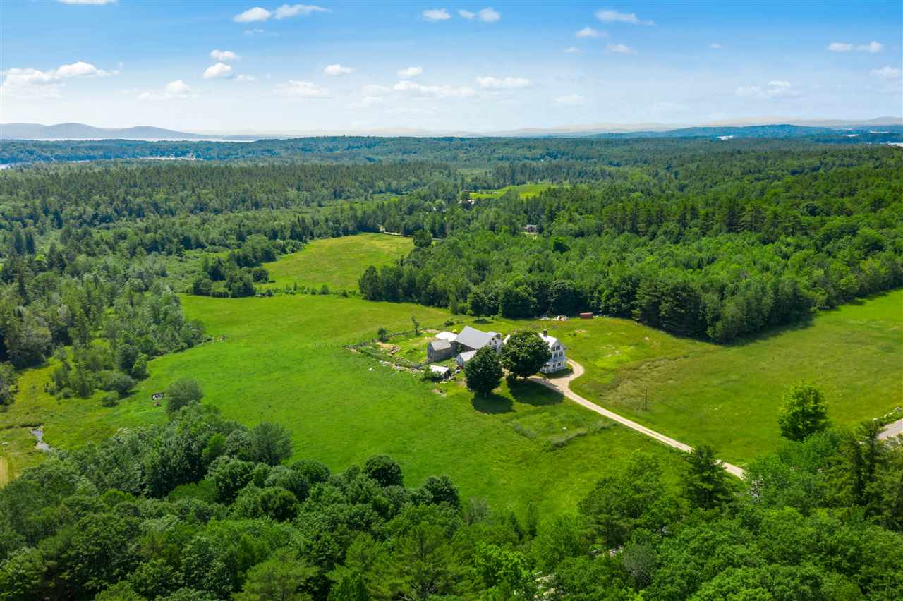 70 Middle Road Tuftonboro, NH 03894 - Photo 5 of 38