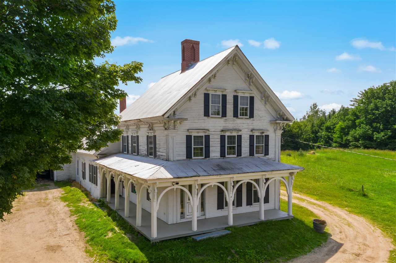 70 Middle Road Tuftonboro, NH 03894 - Photo 8 of 38