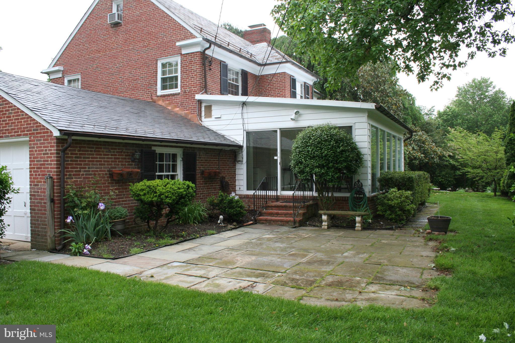 115 Enfield Road Baltimore, MD 21212 - Photo 5 of 37 Stone patio is great for private entertaining