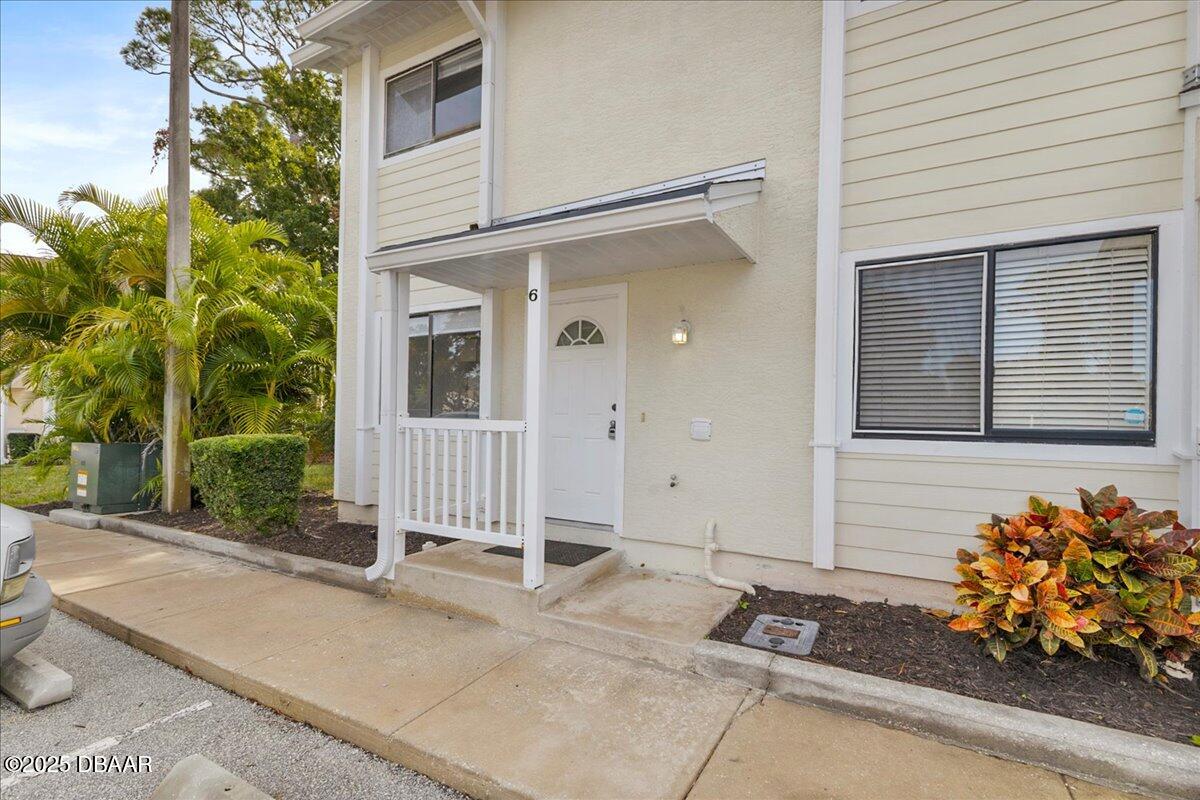 480 Reed Canal Road, Unit 6 South Daytona, FL 32119 - Photo 5 of 37 03-480 Reed Canal Rd Unit 6-9