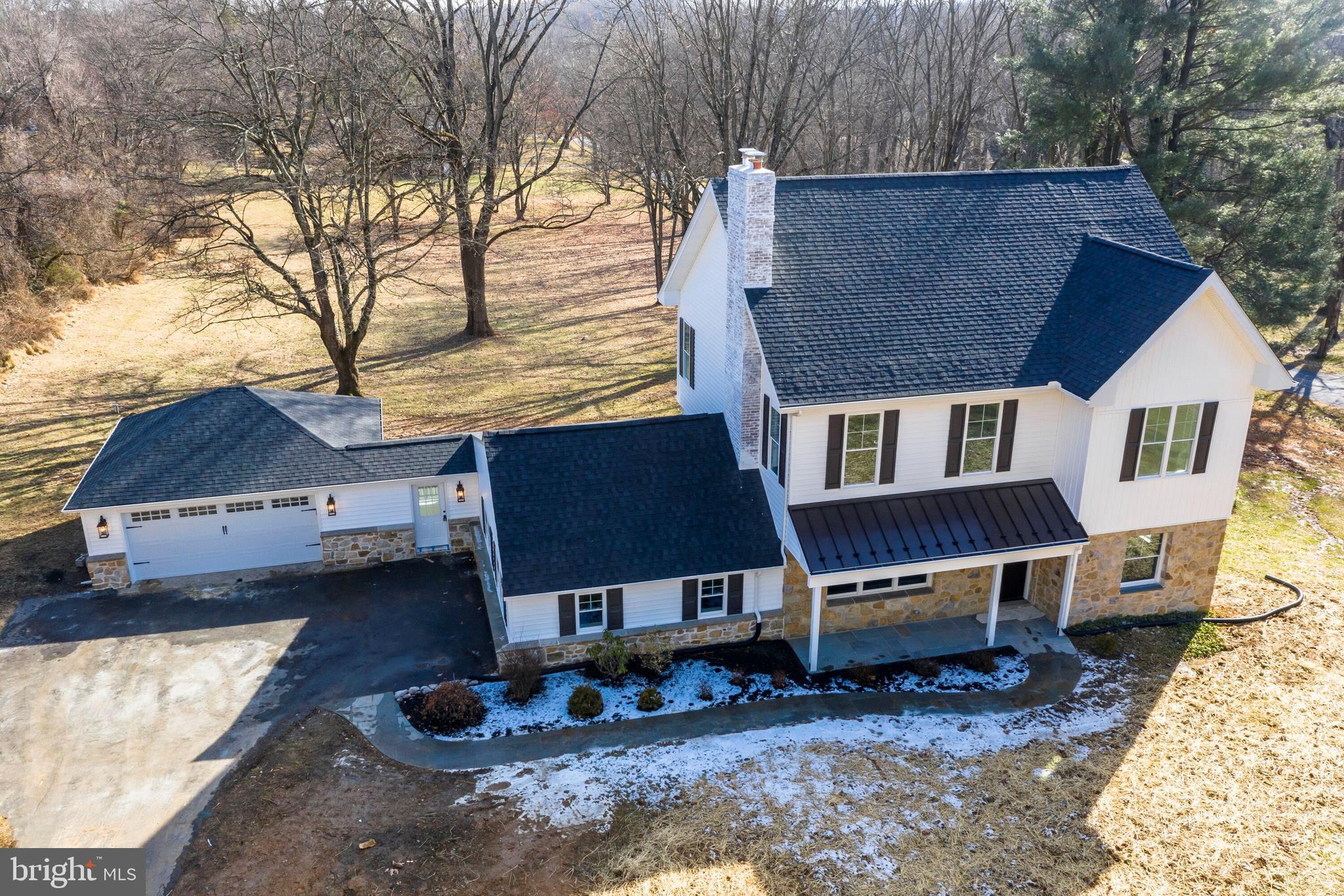 9 Laurel Circle Malvern, PA 19355 - Photo 2 of 22