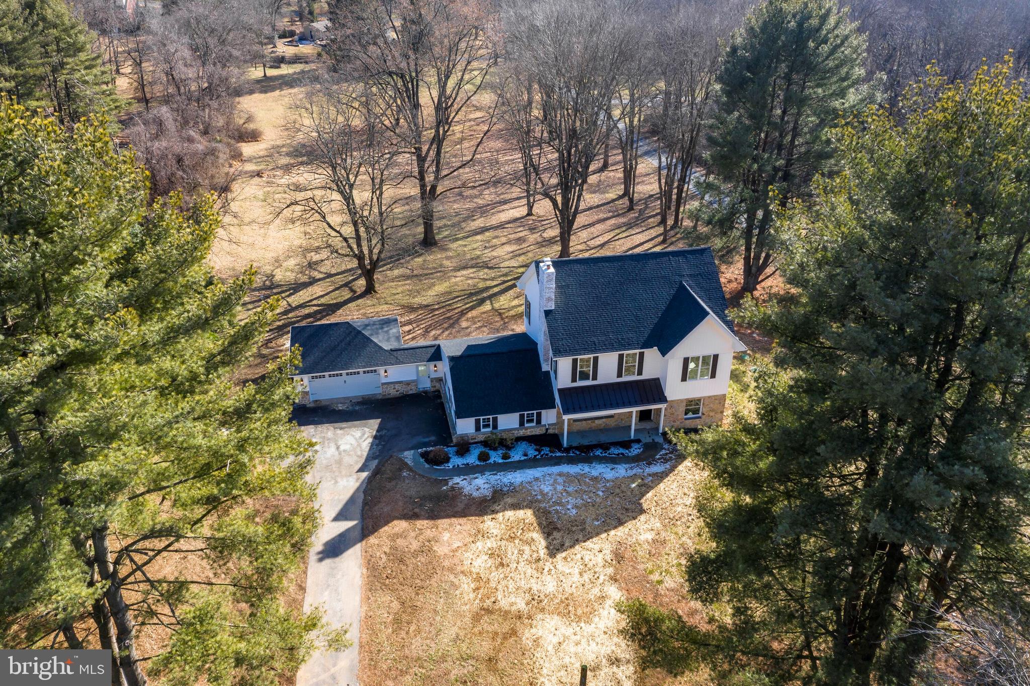 9 Laurel Circle Malvern, PA 19355 - Photo 3 of 22