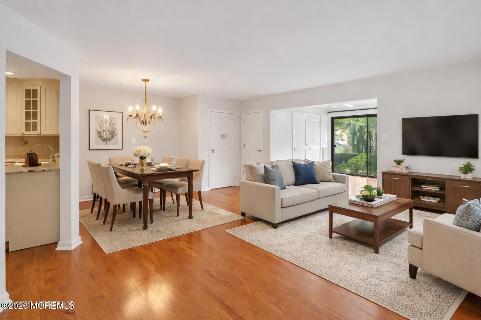 11 Manchester Court Red Bank, NJ 07701 - Photo 17 of 24 d7aa4a2e-cd0b-4e95-90d1-bdd97fe2e2f4