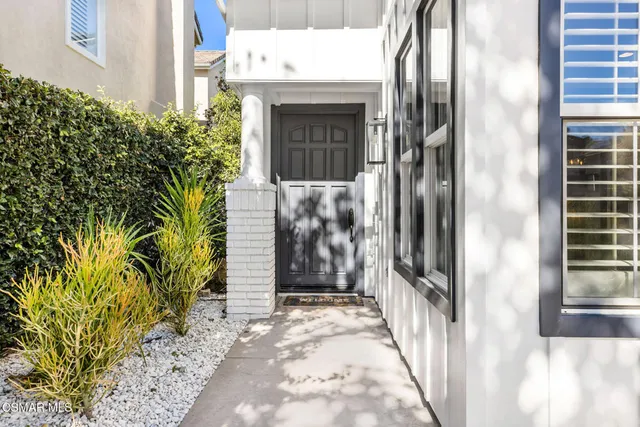 a view of a entryway door of the house