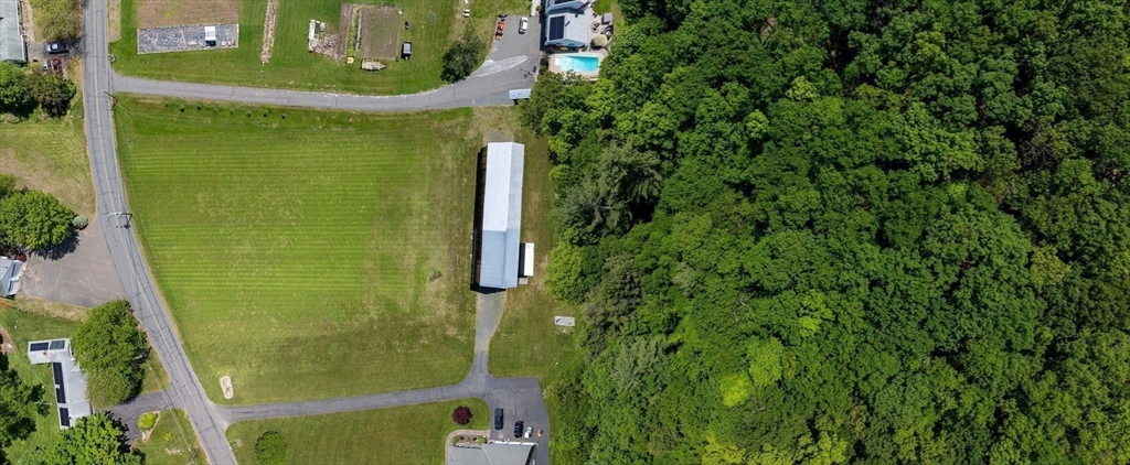 2 B Linseed Road Hatfield, MA 01088 - Photo 10 of 11 a view of a bathroom with a shower