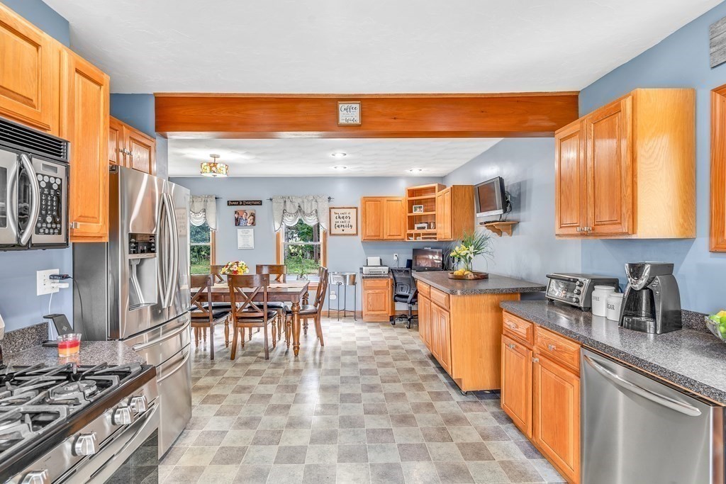 77 Brigham Street Hudson, MA 01749 - Photo 13 of 40 Gallery Image 13