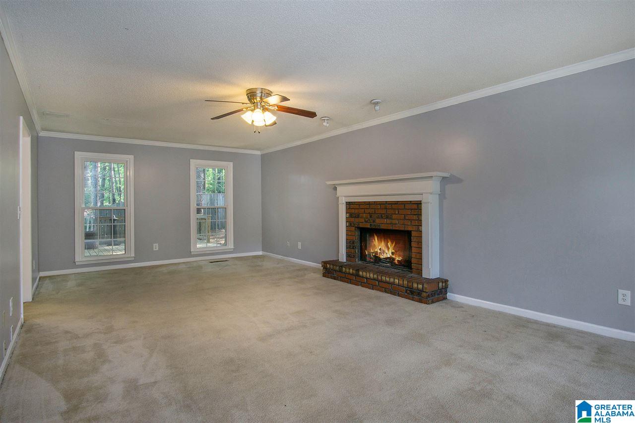 101 Spinnaker Lane Alabaster, AL 35007 - Photo 2 of 36