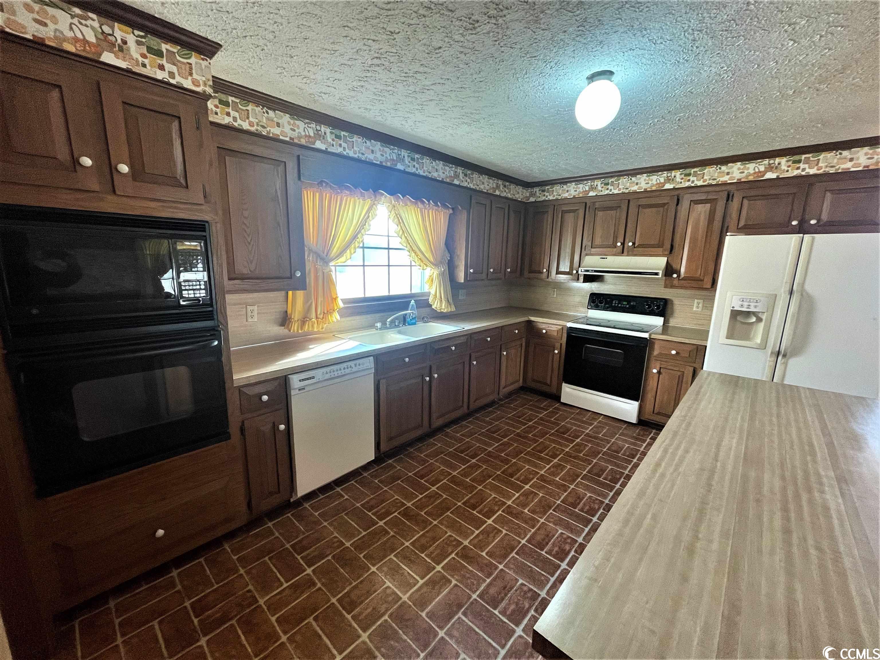 4613 North Old Georgetown Road Coward, SC 29530 - Photo 5 of 40 Gallery Image 5
