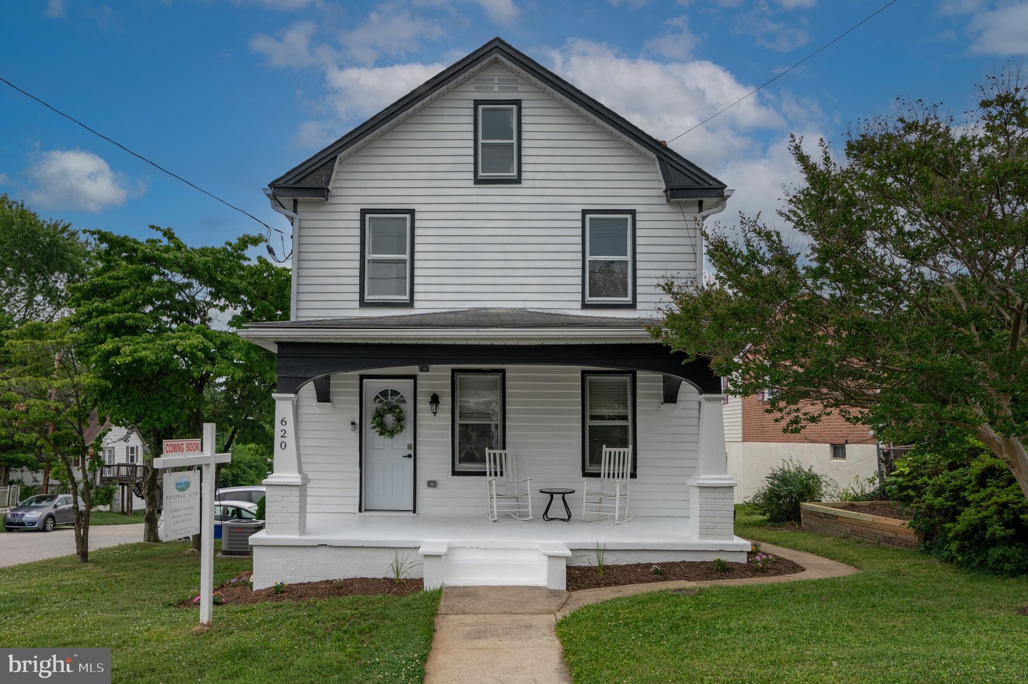 620 North Maple Avenue Brunswick, MD 21716 - Photo 1 of 55