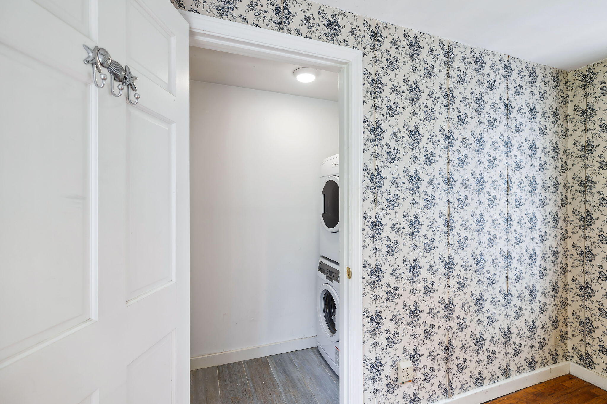 46 Emmons Road Falmouth, MA 02540 - Photo 13 of 35 28-web-or-mls-46 Emmons Rd Final-20