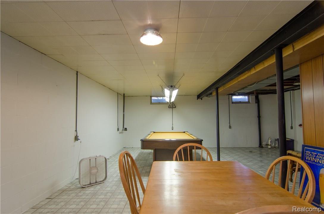 9314 Sheldon Road Plymouth, MI 48170 - Photo 17 of 34 17.jpg