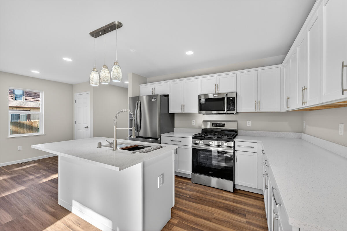 1619 Derby Avenue Mount Pleasant, WI 53403 - Photo 7 of 27 Kitchen Island