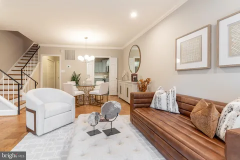 $950,000 | 3299 Sutton Place Northwest, Unit C, Washington, DC 20016