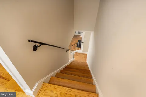 $950,000 | 3299 Sutton Place Northwest, Unit C, Washington, DC 20016