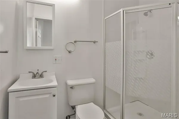 $190,000 | 7613 Virginia Avenue, St. Louis, MO 63111