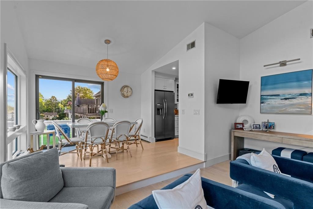 93 Riverside Drive South Kingstown, RI 02879 - Photo 13 of 39