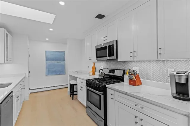 $4,000 | 93 Riverside Drive, South Kingstown, RI 02879