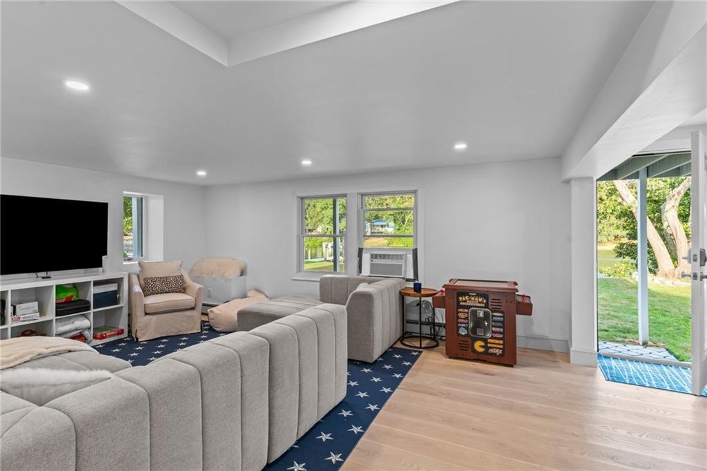 93 Riverside Drive South Kingstown, RI 02879 - Photo 30 of 39