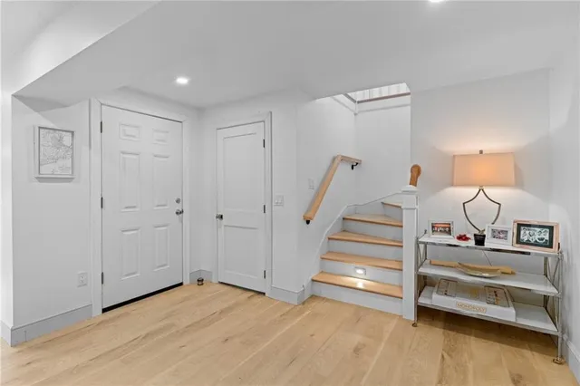 $4,000 | 93 Riverside Drive, South Kingstown, RI 02879