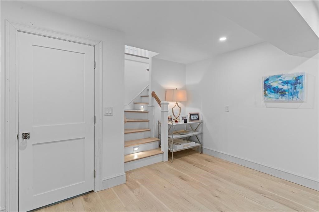 93 Riverside Drive South Kingstown, RI 02879 - Photo 34 of 39