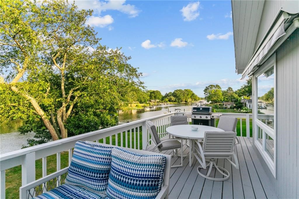 93 Riverside Drive South Kingstown, RI 02879 - Photo 35 of 39