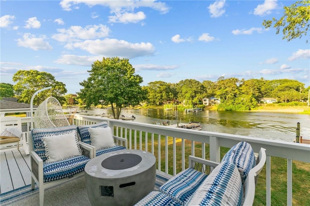 93 Riverside Drive South Kingstown, RI 02879 - Photo 37 of 39