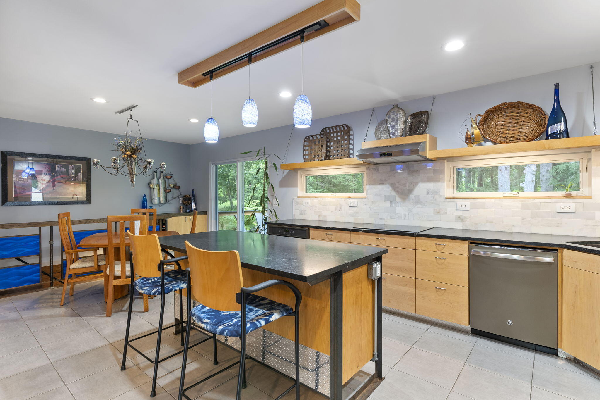 41 Middle Road Cumberland, ME 04021 - Photo 18 of 56 23-web-or-mls-DSC02625