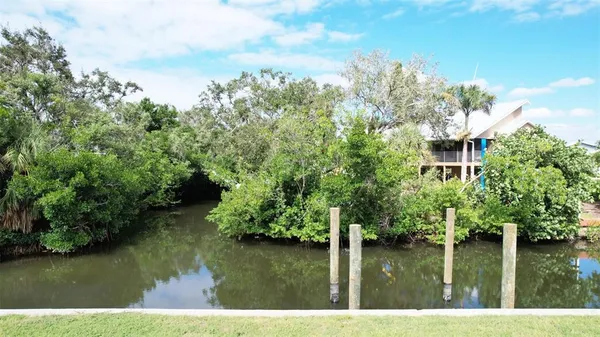 $1,450,000 | 710 Albee Road West, Nokomis, FL 34275
