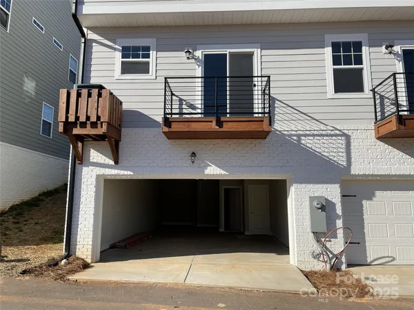 $2,100 | 239 Keener Boulevard, Belmont, NC 28012