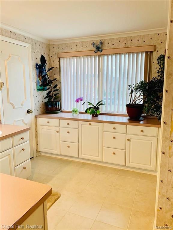 4504 15 Mile Road Sterling Heights, MI 48310 - Photo 19 of 50