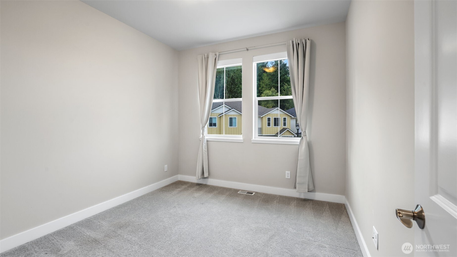 14176 Southeast 153rd Place Renton, WA 98058 - Photo 22 of 28