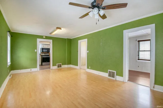 $150,000 | 703 Maple Street, Mishawaka, IN 46545