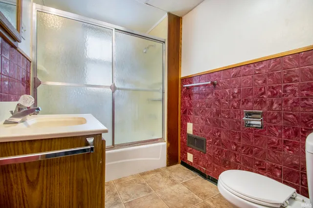 $150,000 | 703 Maple Street, Mishawaka, IN 46545