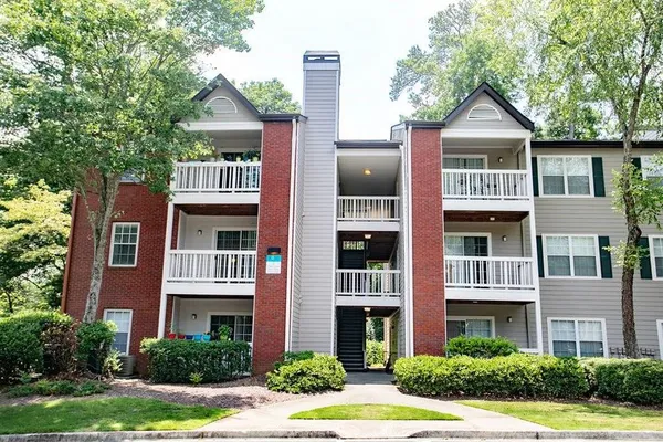 $1,643 | 100 Ashford Gables Drive, Unit 4A308, Dunwoody, GA 30338
