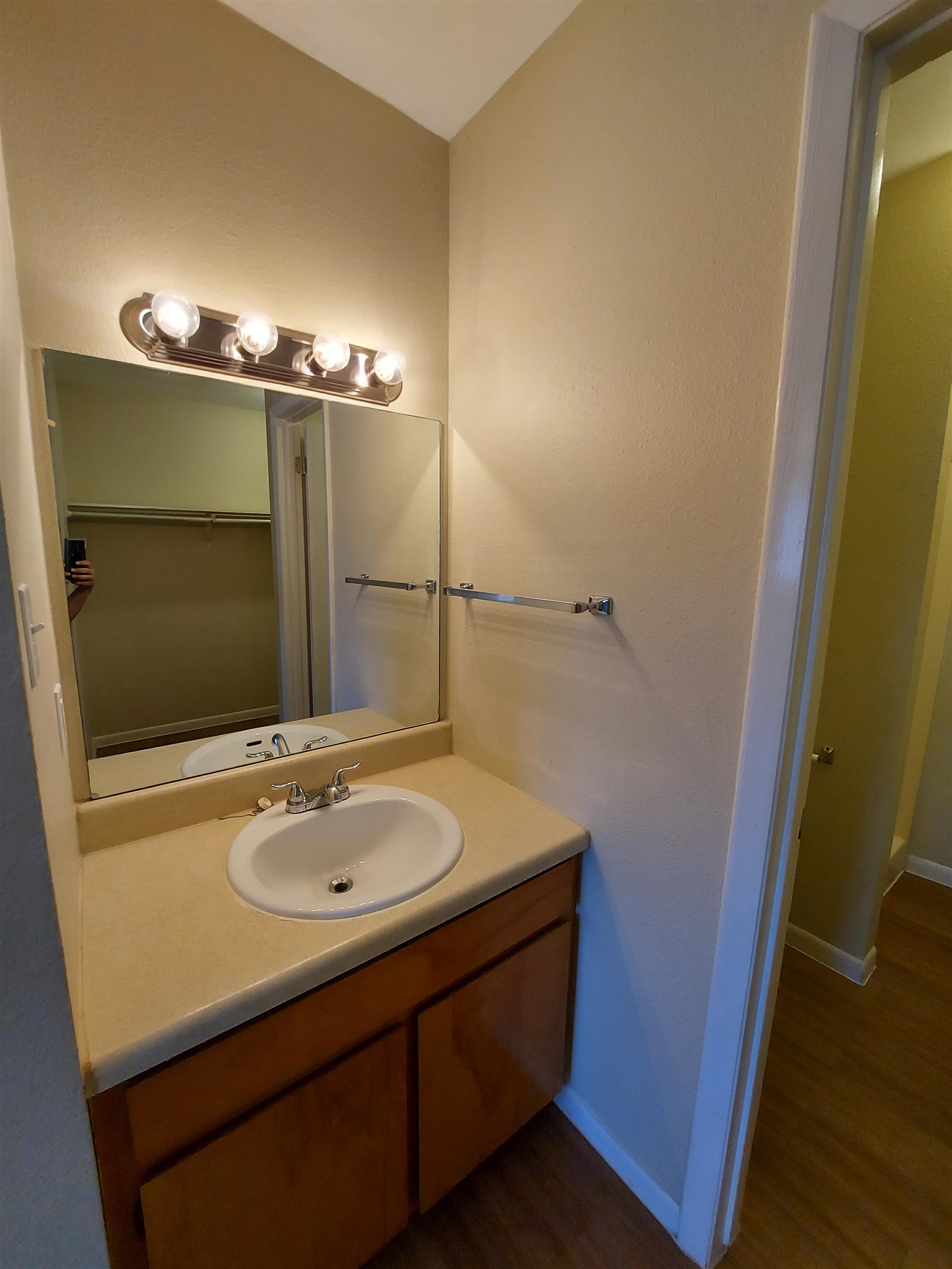 306 A Ave R Marble Falls, TX 78654 - Photo 8 of 12