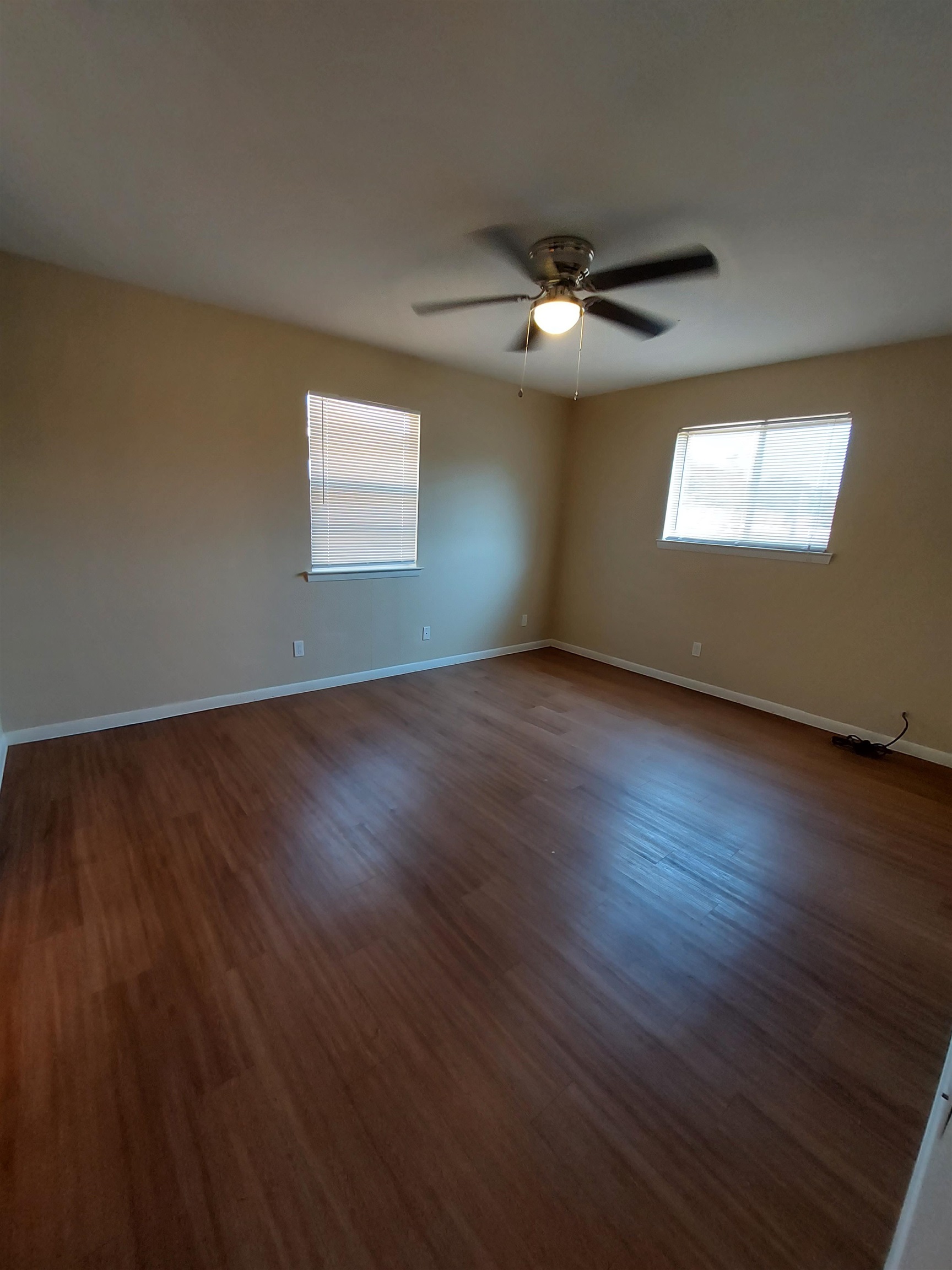 306 A Ave R Marble Falls, TX 78654 - Photo 10 of 12