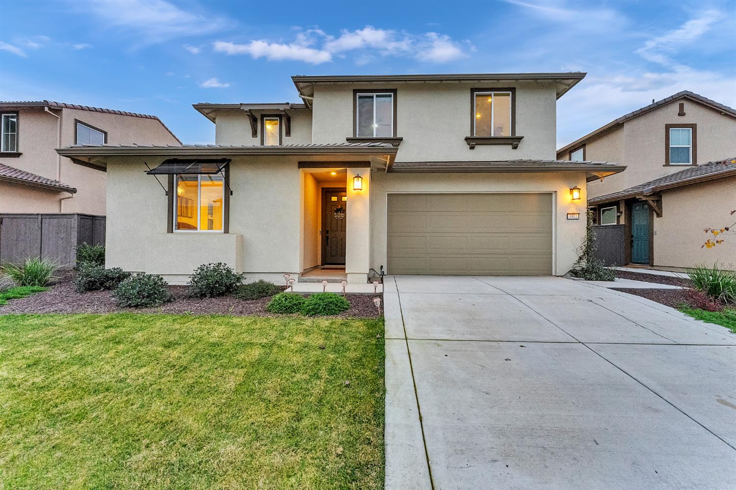 3912 Azul Way Sacramento, CA 95835 - Photo 1 of 29