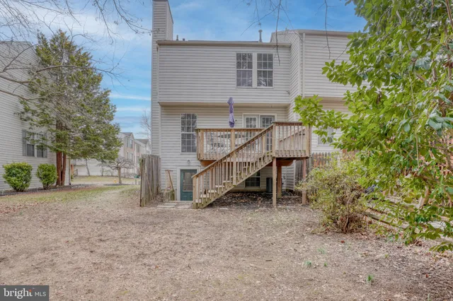 a view of a house with a outdoor space