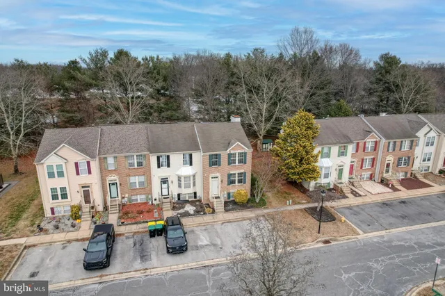 $364,900 | 34 Photinia Drive, Newark, DE 19702