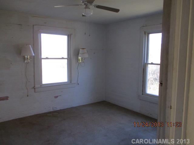 624 Hardin Road Dallas, NC 28034 - Photo 7 of 9 Gallery Image 7
